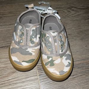 NWT size 6 old navy shoes